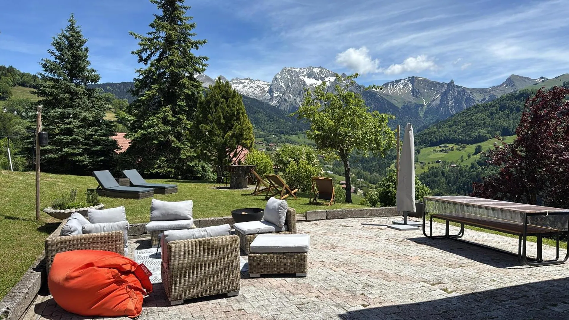 Chalet De Manigod